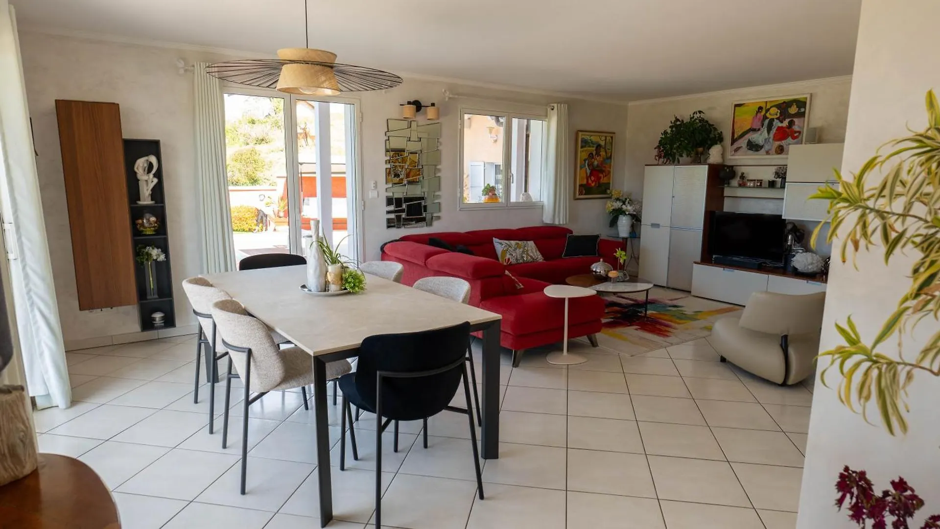 Holiday home Villa Avec Piscine A 10 Minutes D'Annecy